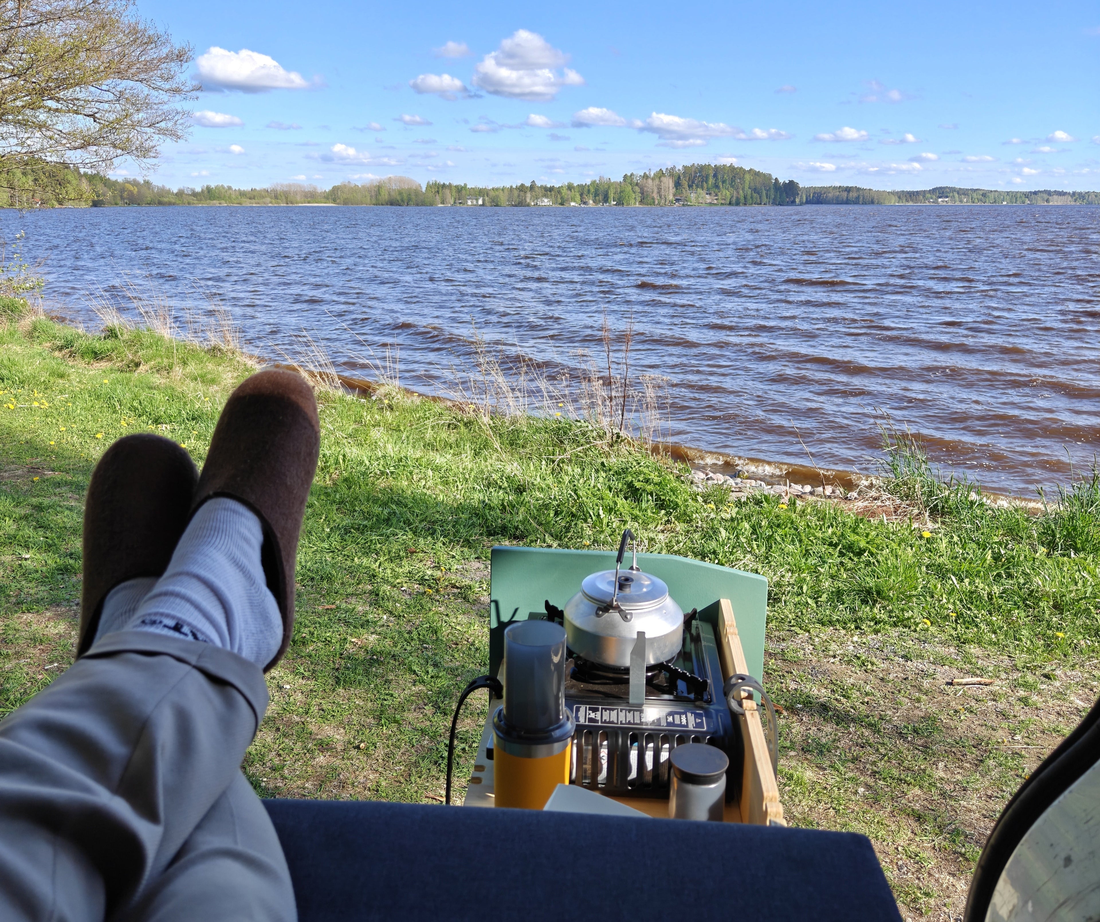 Lakeview van camping coffee